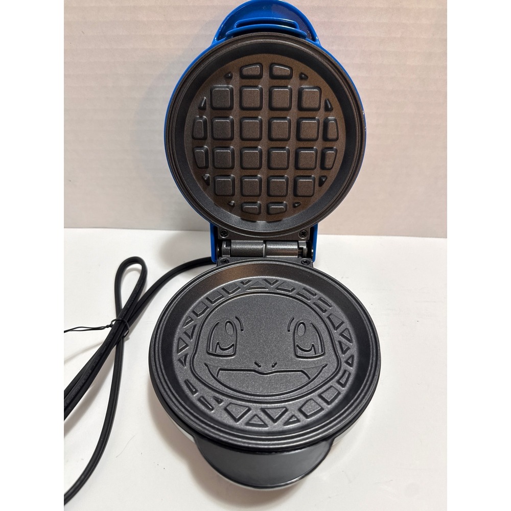 Pokemon Squirtle Waffle Maker Blue Uncanny Brands Nintendo Mini Waffle Iron - Picture 2 of 2